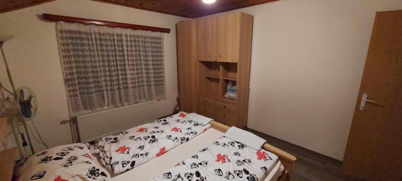 Oaza Deli Apartman Kulen Vakuf Kültér fotó